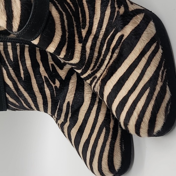 STUART WEITZMAN sz8 Pipenouveau Calf Hair Platform Bootie Zebra Print RA… - Picture 7 of 13